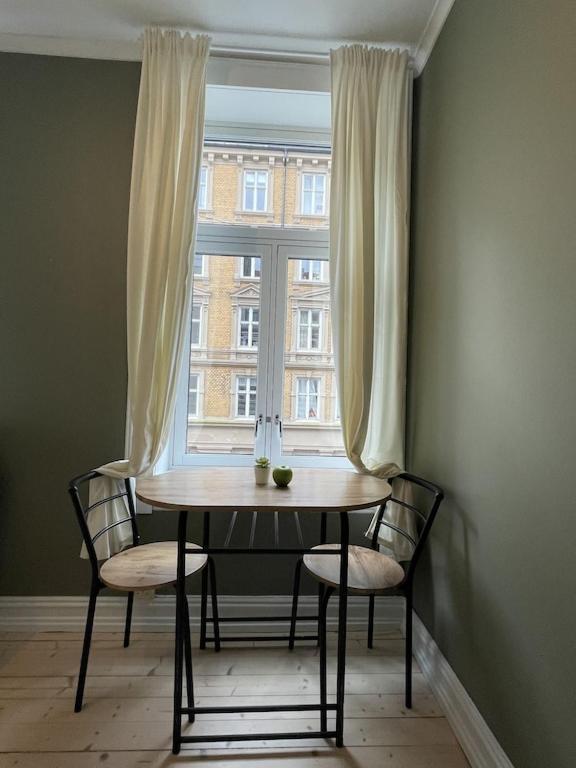 Lovely Central Apartment With Two Large Bedrooms Nearby Oslo Opera, Vis A Vis Botanical Garden Exterior foto